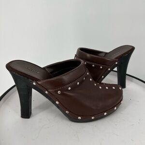 FIONI NWOT VINTAGE STUDDED HEELED‎ MULE CLOGS VEGAN CHOCOLATE BROWN LEATHER
